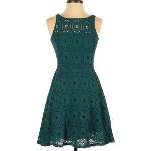 BB Dakota Renley Embroidered Lace Fit & Flare Mini Sz 0 Green/Teal Holiday Party